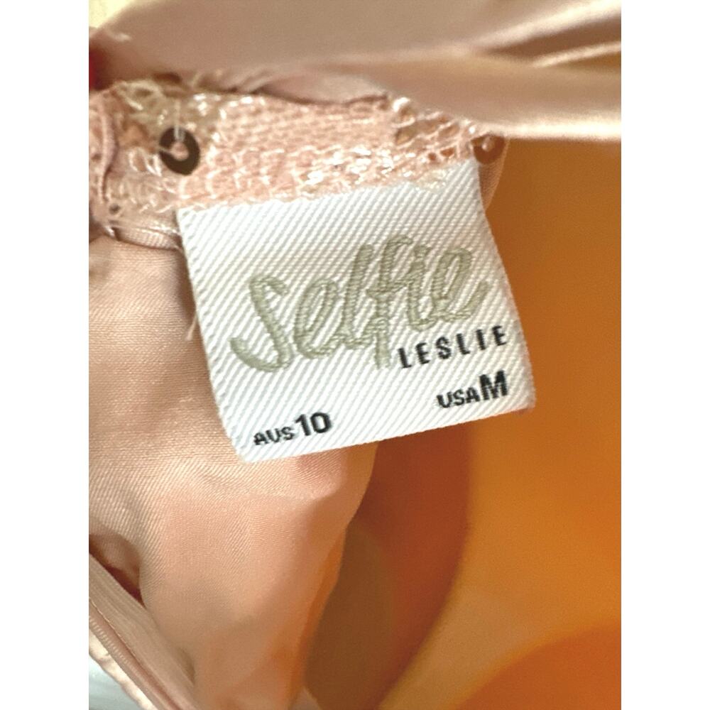 Selfie Leslie Rose Gold Sequin Mini Dress Lace Up Back Pink Ruffle Hem Medium - Picture 4 of 7